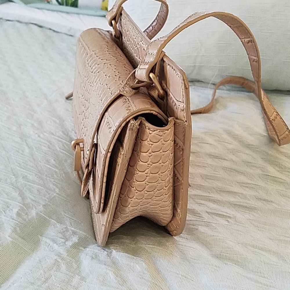 🆕 Penelope & Monica Cruz crossbody - Picture 2 of 8